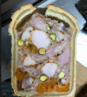 Atelier Saint Antoine - 1/2 Pâté en croûte de l'Eté 2,5kg