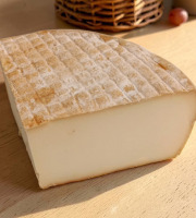 Ferme de L'Or Blanc - Tomme de chèvre – La Chevrette Quart