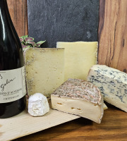 La Fermière - Box découverte  Fromages et Vin d'Auvergne 1,180kg