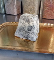 Chèvrerie Bêle-aventure - Pyramide cendré de fromage de chèvre