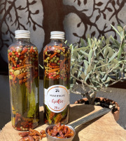 Les amandes et olives du Mont Bouquet - Huile d'olive Épicée