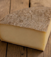 Ferme de L'Or Blanc - Saint Nectaire AOP Quart