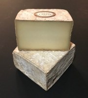 La Fromagerie Marie-Anne Cantin - Pavé Aveyronnais