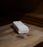 Alléosse Maitre Artisan Affineur Fromager - Briquette des Gors au lait cru