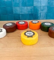 La Fromagerie PonPon Valence - Petit cheddar arômatisé fumé au bois de hêtre