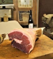 Charcuterie Mannei - Jambon Sec de Corse - Prisuttu - AOP - Sans nitrites - en Morceau - Affiné 42 mois