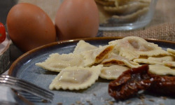 Maison Dejorges - Ravioli pois chiches tomate et mimolette - 3/4 pers