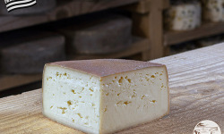 Les Fermes Vaumadeuc - Val-Doré - Au lait cru entier de vache - Affinage 3 mois - 430g