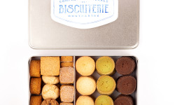Compagnie Générale de Biscuiterie - Boîte en Métal avec Diamants, Palets Bretons, Pavés De La Butte®, Cookies - 800g