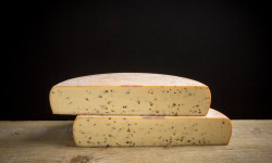 Fromagerie Bouchet - Raclette au poivre noir - Lait cru - 500g