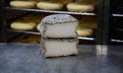 Alléosse Maitre Artisan Affineur Fromager - Brin d'Amour artisanal aux herbes du maquis au lait cru (entier)