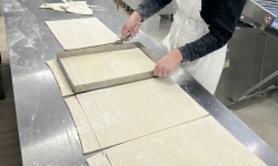 Ferme Sereine en Périgord - Pâte Feuilletée (sur mesure) par kilo - pur Beurre - en rouleau ou en pâton