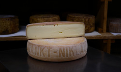 Alléosse Maitre Artisan Affineur Fromager - Raclette St Nicklaus au lait cru