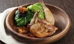Des Poules et des Vignes à Bourgueil - 16 cuisses et 16 ailes de pigeon confit et une bouteille de crémant de loire offerte et un bourgueil  2022