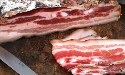 Charcuterie Aubard - Ventrèche Plate au Piment d'Espelette AOP en tranches 200g