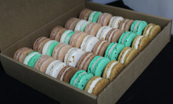 Les Macarondises - 35 Macarons Gourmandises