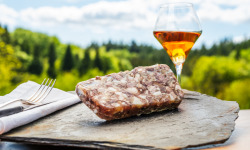 Domaine du Catié - Tranche de Pâté de Tête du Rialet au foin de Porc Mangalica