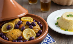 Le Paradis d'Escargot - Tajine poulet tendre et olive citron confit pour 2 gourmands et sa semoule