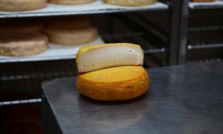 Alléosse Maitre Artisan Affineur Fromager - Fiancé des Pyrénées au lait cru (entier)