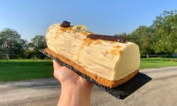 Glaces de Meuse - Bûche Glacée "Caramel Givré" (12-14 parts)