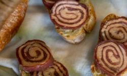La Ferme du Luguen - Plateau de magrets roulés au foie gras