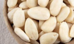 L’Oliveraie du Coudon - Amandes émondées paquet 200g