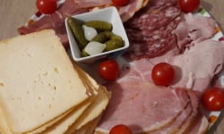 Gourmets de l'Ouest - Plateau raclette 6-8p. kit complet charcuteries & fromages fermiers + pommes de terre