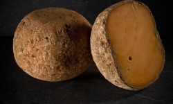 Les Affineurs des Volcans - Mimolette Vieille Affinée en Tunnel Marcel Charrade Portion (env. 600g)
