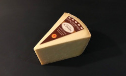 La Fromagerie Marie-Anne Cantin - Cantal Entre-deux Au Lait Cru Aop 250g