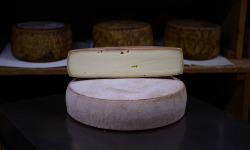 Alléosse Maitre Artisan Affineur Fromager - Raclette de Chèvre Fondante Fermière (tranchée) 500g