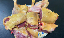 Des Poules et des Vignes à Bourgueil - Viande et peau de canard gras pour animaux