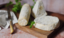 Ferme du caroire - Plateau de Fromages de Chèvre Crémeux : Bûche + Pavé + Pyramide