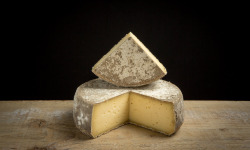 Fromagerie Bouchet - Tomme céronnée - (1/2 de tomme)