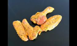 La Ferme de Charnioux - Wings de poulet marinés Thym/Citron élevé en plein air - 1kg
