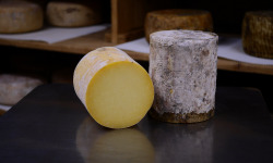 Alléosse Maitre Artisan Affineur Fromager - Cheddar Toilé AOP Fermier