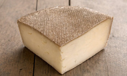 Ferme de L'Or Blanc - Tomme de chèvre – La Biquette Quart