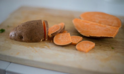 Nature et Saveurs - Ferme Aquaponique et Permacole Astérienne - Patate douce orange – La douceur fondante des tropiques