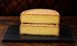 Alléosse Maitre Artisan Affineur Fromager - Livarot au lait cru AOP Vaches de race Normande (1/2)
