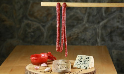 Charcuterie Commenges - Saucisse sèche apéritif au roquefort Sans Nitrite Ajouté