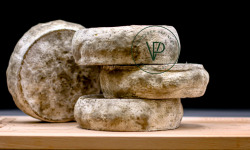 Vaissaire Papon Affineur - Fromager - Petit Saint-Nectaire fermier AOP - Médaille d'Or Lyon 2026