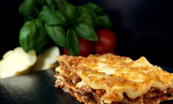 Thierry Salas, fumage artisanal - Lasagnes chair à saucisse de porc noir fumée, tomates et scamorzza