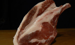Domaine du Catié - [Précommande] Carré côtes premières de porc Mangalica maturée 21j
