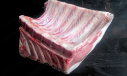 Elevage de Cochons en Forêt et Produits du Terroir Jurassien - Carré de 6 côtes Porc plein air