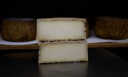 Alléosse Maitre Artisan Affineur Fromager - Tomme de Saint-Sulpice affinage tunnel 500g