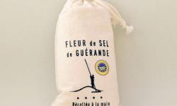 Artisans du Sel - Fleur de Sel de Guérande dans son sachet en coton 150g x 325