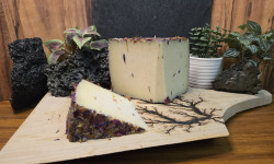 La Fermière - Tomme de Brebis aux Fleurs 500gr