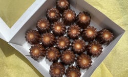 Ferme Sereine en Périgord - Canelés, recette de Bordeaux - 60 Balèzes Maxi BOX