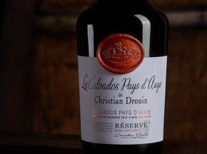 Calvados Hors d'Age Pays d'Auge 18 Ans 1,5L