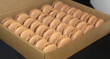 Les Macarondises - 35 Macarons Chocolat