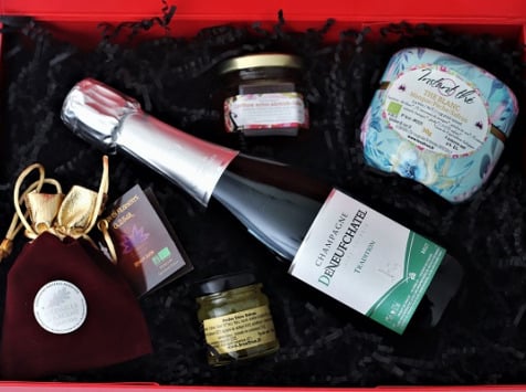 Le safran - l'or rouge des Ardennes - Coffret cadeau de Noel "Champagne et Thé et Safran"